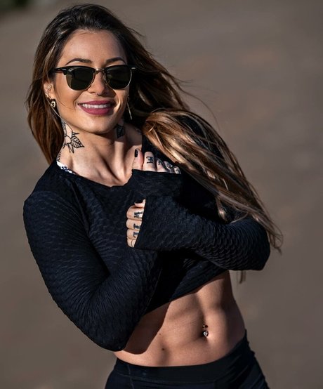 Foto di nudo di fuga di OnlyFans di Celia Gabbiani