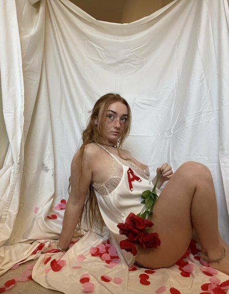 Nahá fotka uniklých OnlyFans od Redheadbbb