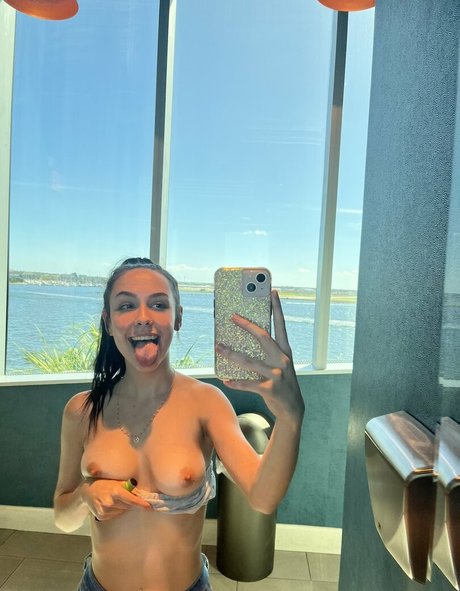 Lucindaa09