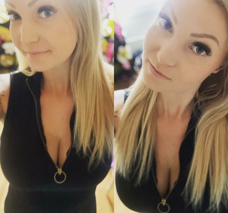 Naken läckt OnlyFans-bild av Reginaheart1990