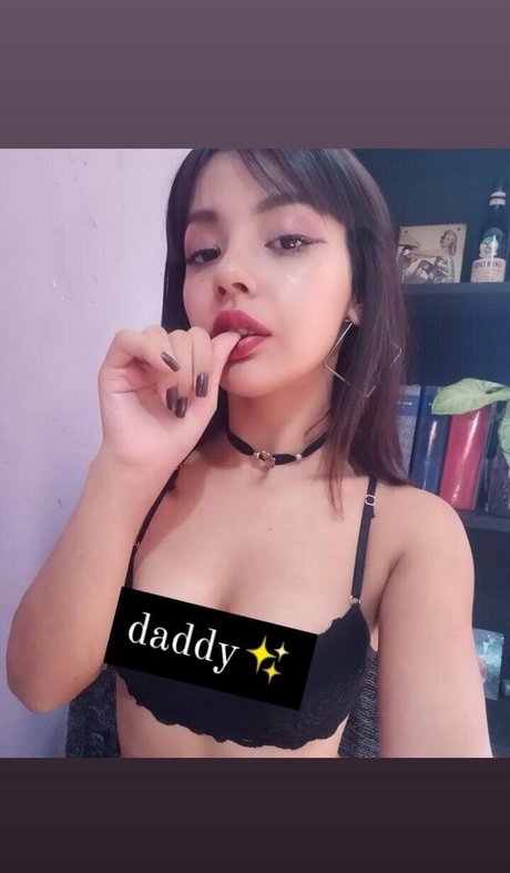 Foto di nudo di fuga di OnlyFans di Blommpita