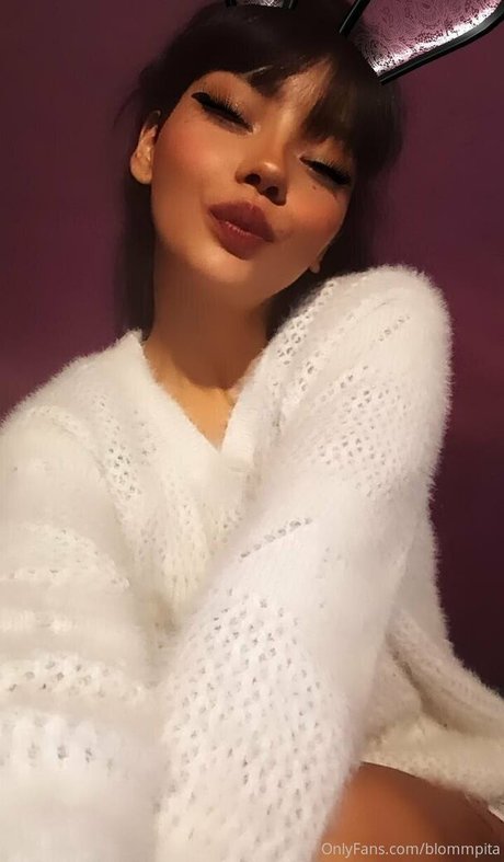 Foto di nudo di fuga di OnlyFans di Blommpita