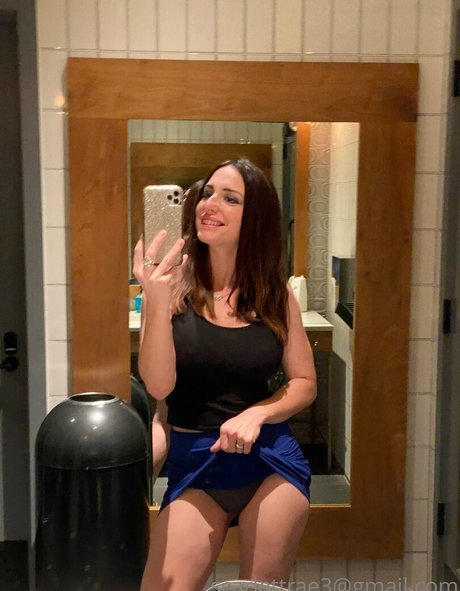 Foto desnuda filtrada de OnlyFans de Scarred4life3