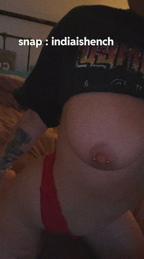 Naakte gelekte OnlyFans-foto van Dirtylilprincessxo