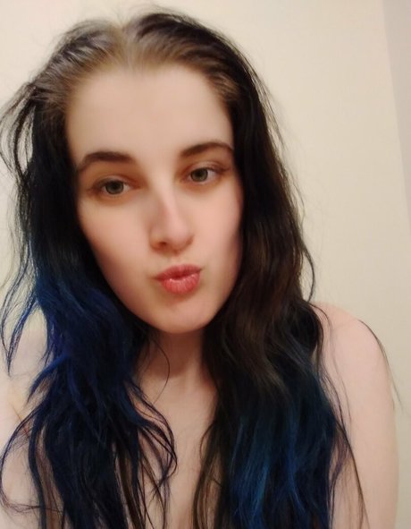 Glitterbby21