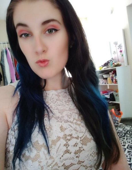 Glitterbby21