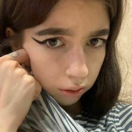 Photo nue de fuite OnlyFans de Angrylittlekitty