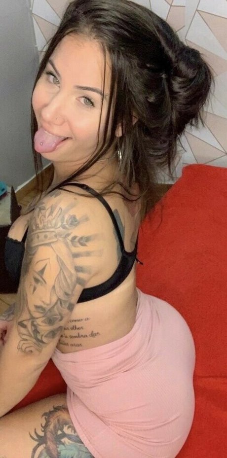 Hillary Andrade