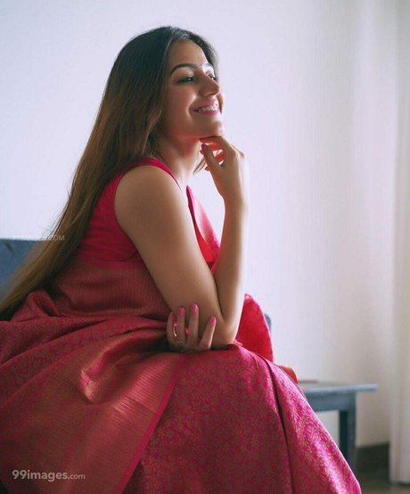 Обнаженная фотография утечки OnlyFans от Simran Kaur Hundal