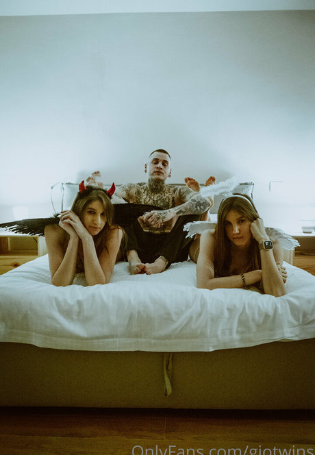 Nagie wyciekłe zdjęcie OnlyFans od Giotwins