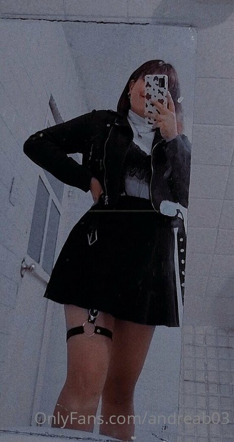 Обнаженная фотография утечки OnlyFans от Andreab03