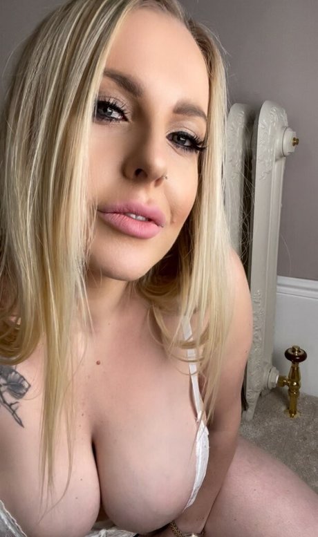 Lucy Tease