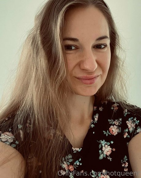 Nagie wyciekłe zdjęcie OnlyFans od Hotqueenr
