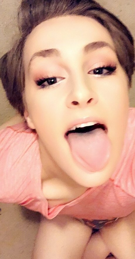Naakte gelekte OnlyFans-foto van Thickbunnylexi