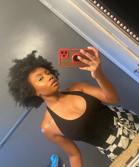Imani Hakim OnlyFans 유출 누드 사진
