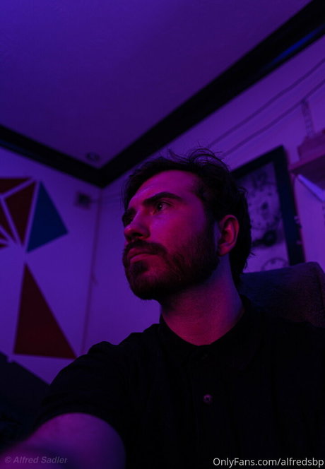 Nahá fotka uniklých OnlyFans od Alfredcox