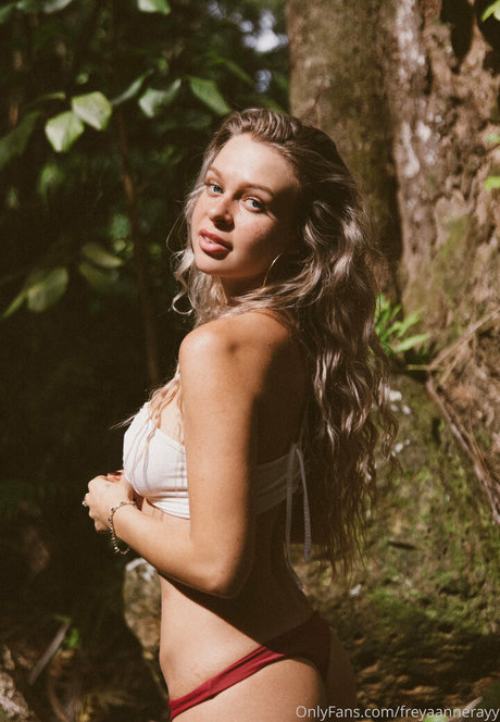 Freyaannerayy OnlyFansリークヌード写真