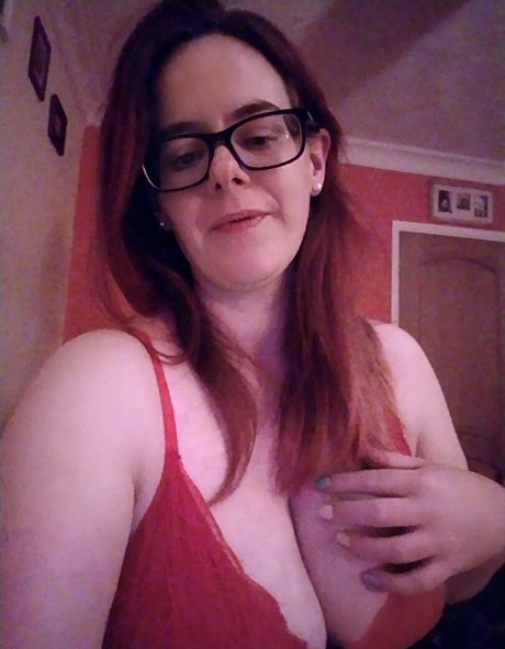 Petitepantyhose  nude leaked OnlyFans photo
