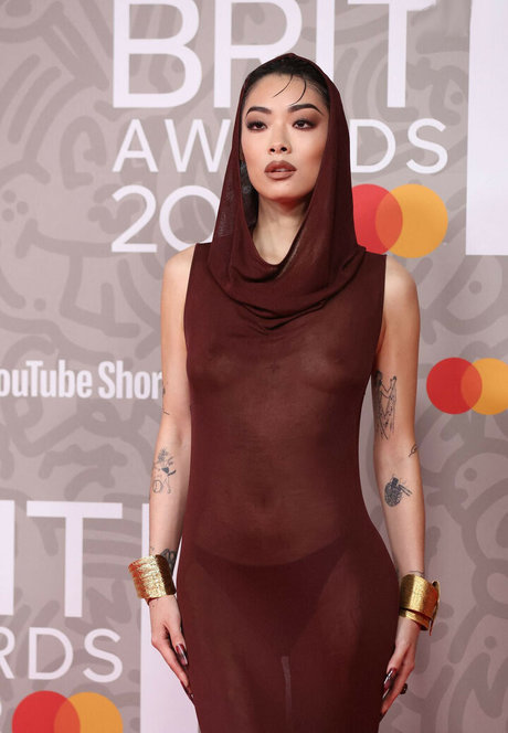 Rina Sawayama