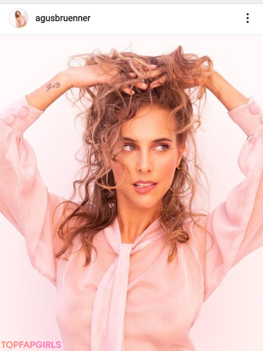 Alasti lekkinud OnlyFans-i pilt Agustina #31