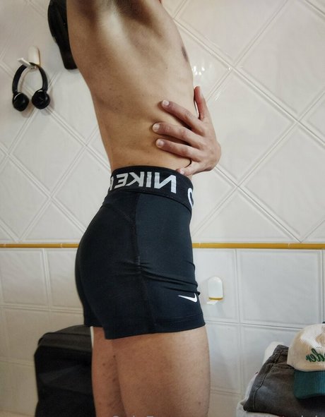 Nahá fotka uniklých OnlyFans od Aladdintwink