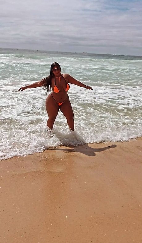 Foto di nudo di fuga di OnlyFans di Mariabronzeada