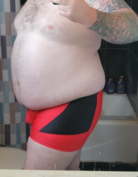 Naken läckt OnlyFans-bild av Celticbear