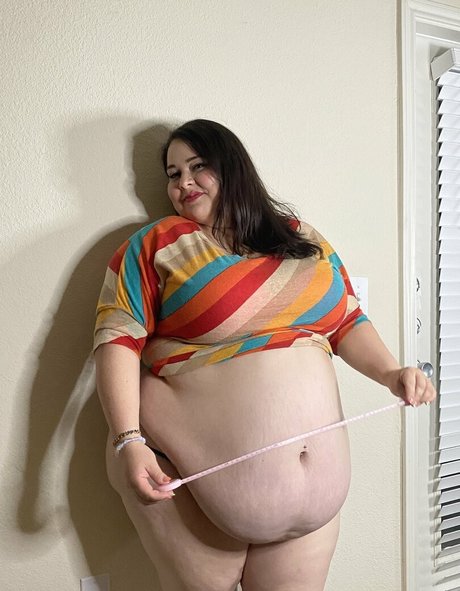 Обнаженная фотография утечки OnlyFans от Lilycupcakes