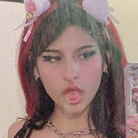 Naken läckt OnlyFans-bild av Jujulovexoxo