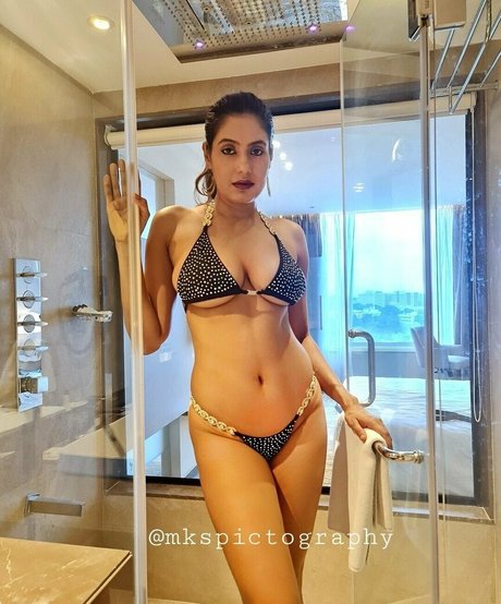 Naken läckt OnlyFans-bild av Tanupriya
