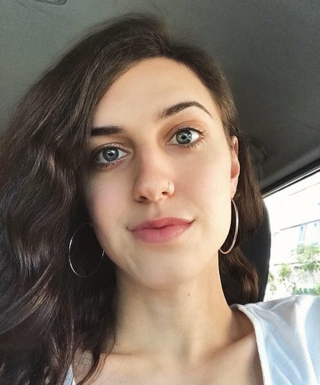 Foto desnuda filtrada de OnlyFans de Sophie Sommers