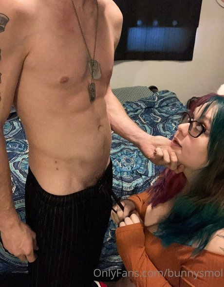 Nahá fotka uniklých OnlyFans od Bunnysmol