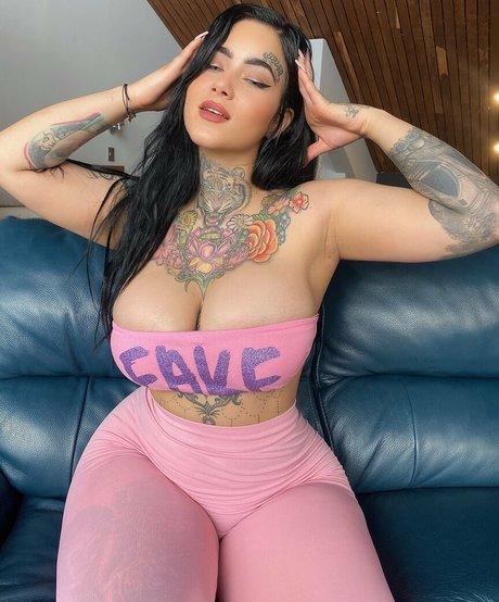 Foto di nudo di fuga di OnlyFans di Nyablutv