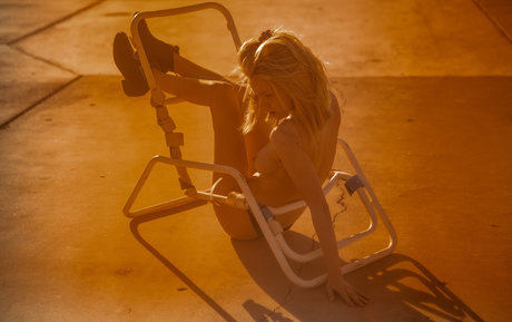 Nahá fotka uniklých OnlyFans od Kesler Tran