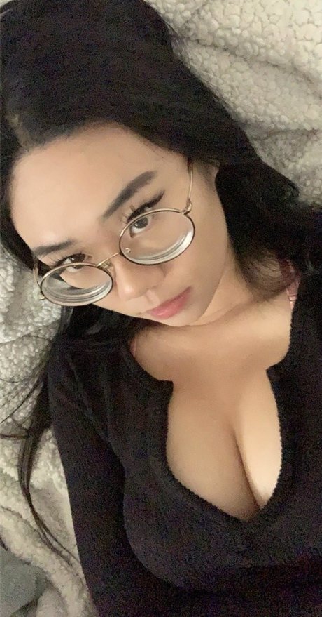Foto di nudo di fuga di OnlyFans di Kittyeyess