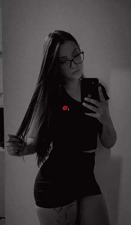 Karen Sara