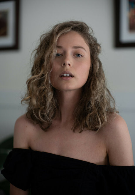 Cait Del Mar