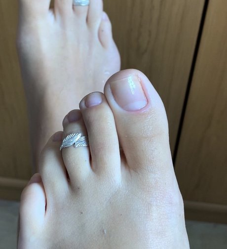 Обнаженная фотография утечки OnlyFans от Caliupefeet