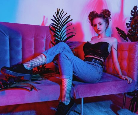 Nøgent lækket OnlyFans-billede af Alina Kurzova